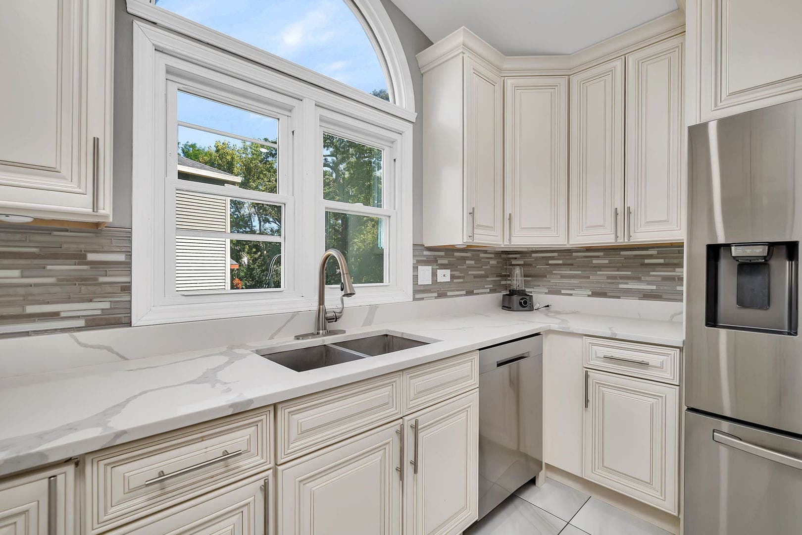 369 Twin Creeks Drive, Bolingbrook, IL 60440 369 Twin Creeks Drive, Bolingbrook, IL 60440