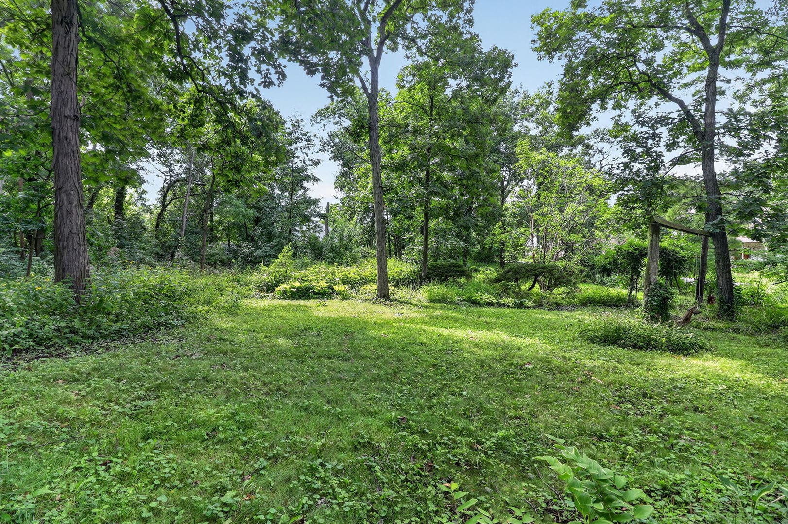 3700 Douglas Road, Downers Grove, IL 60515