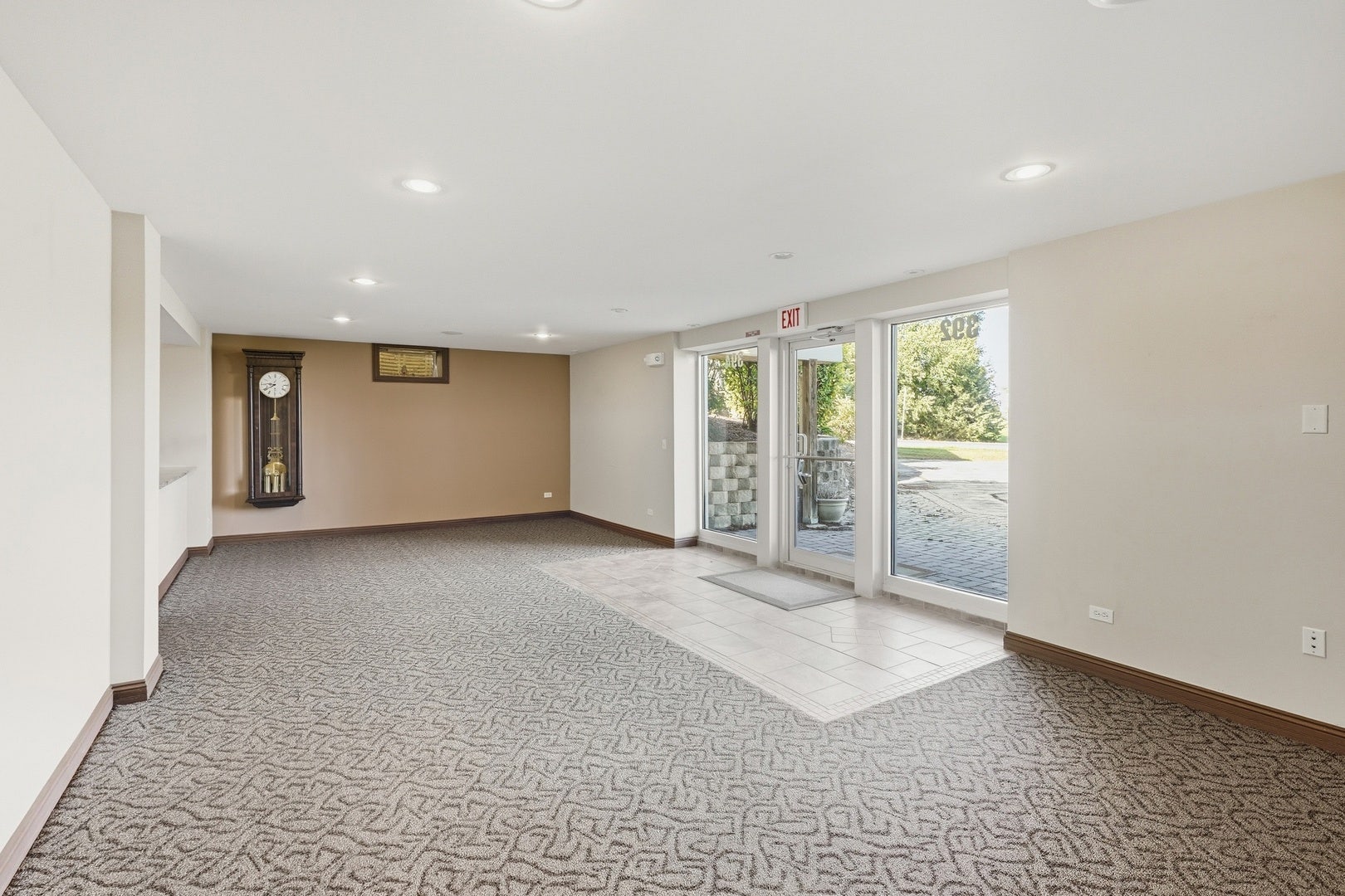 394 W Indiana Avenue, Beecher, IL 60401