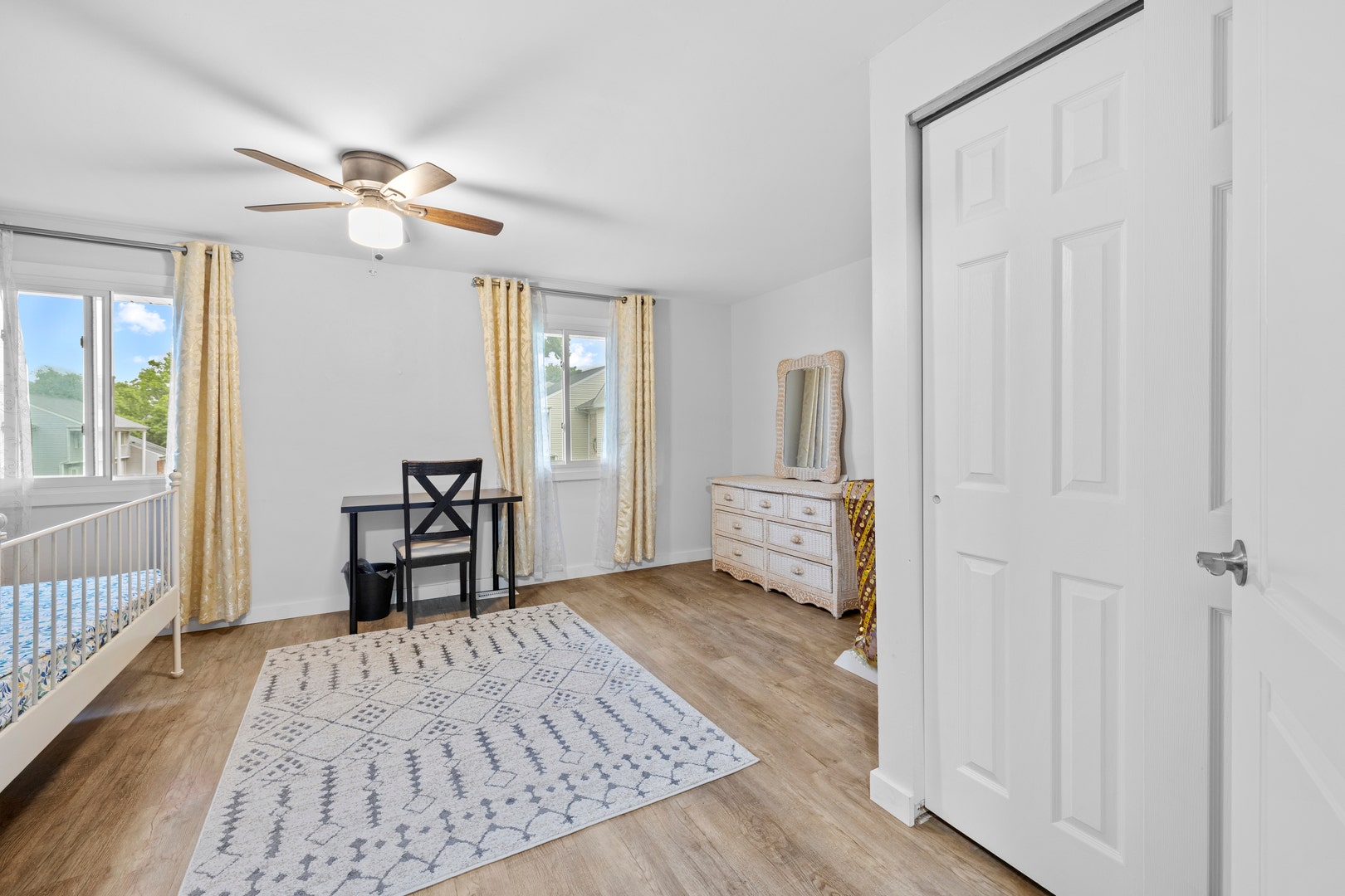422 GAINSBOROUGH Court, #422, Bolingbrook, IL 60440 422 GAINSBOROUGH Court, #422, Bolingbrook, IL 60440