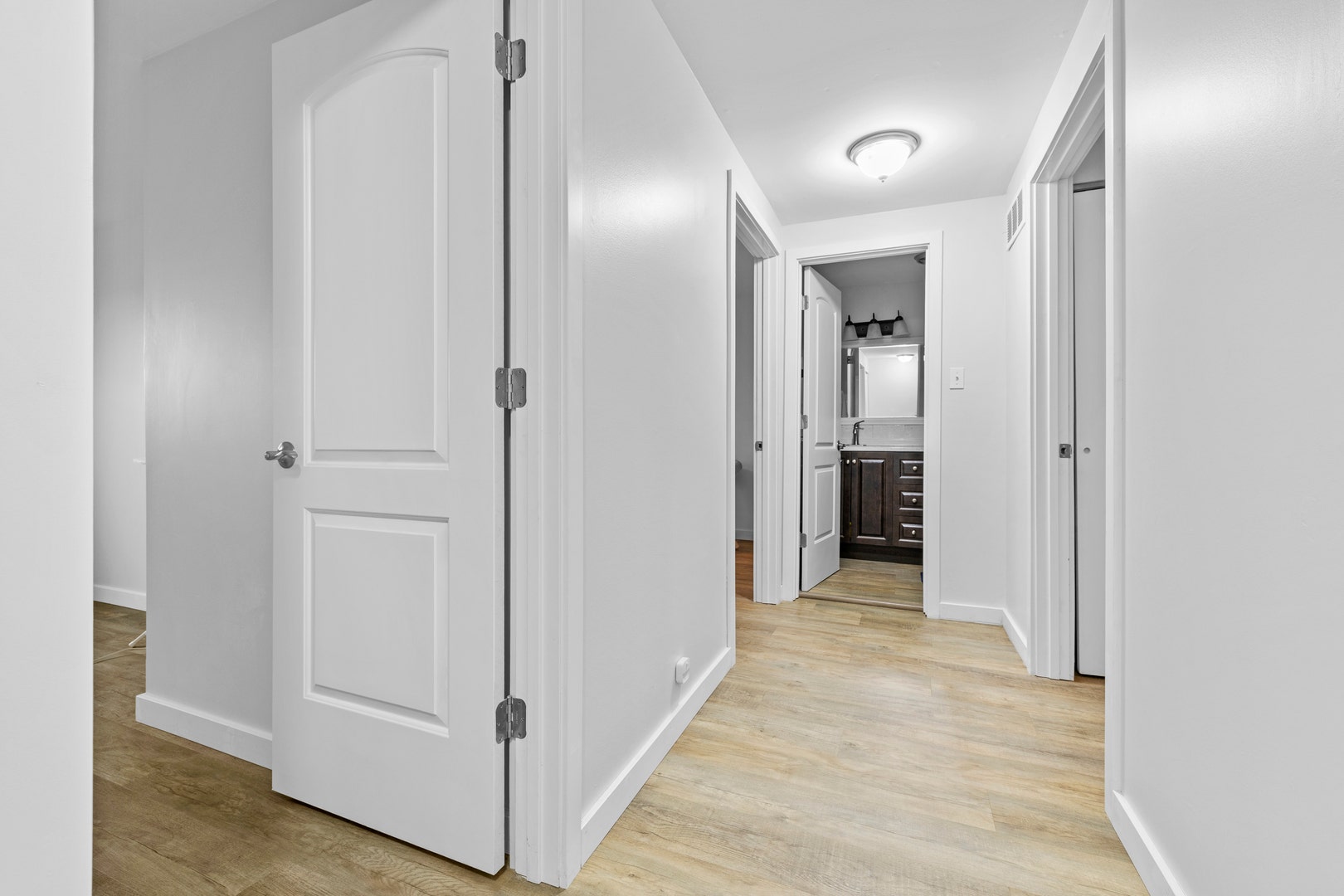 422 GAINSBOROUGH Court, #422, Bolingbrook, IL 60440 422 GAINSBOROUGH Court, #422, Bolingbrook, IL 60440