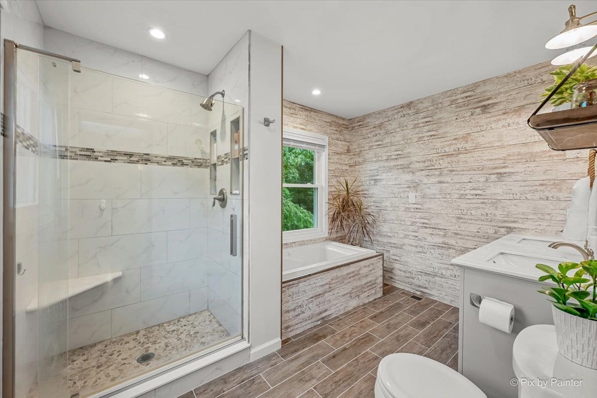 38W686 Ridgewood Lane, Elgin, IL 60124 38W686 Ridgewood Lane, Elgin, IL 60124