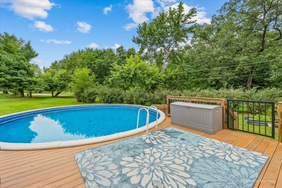 38W686 Ridgewood Lane, Elgin, IL 60124 38W686 Ridgewood Lane, Elgin, IL 60124