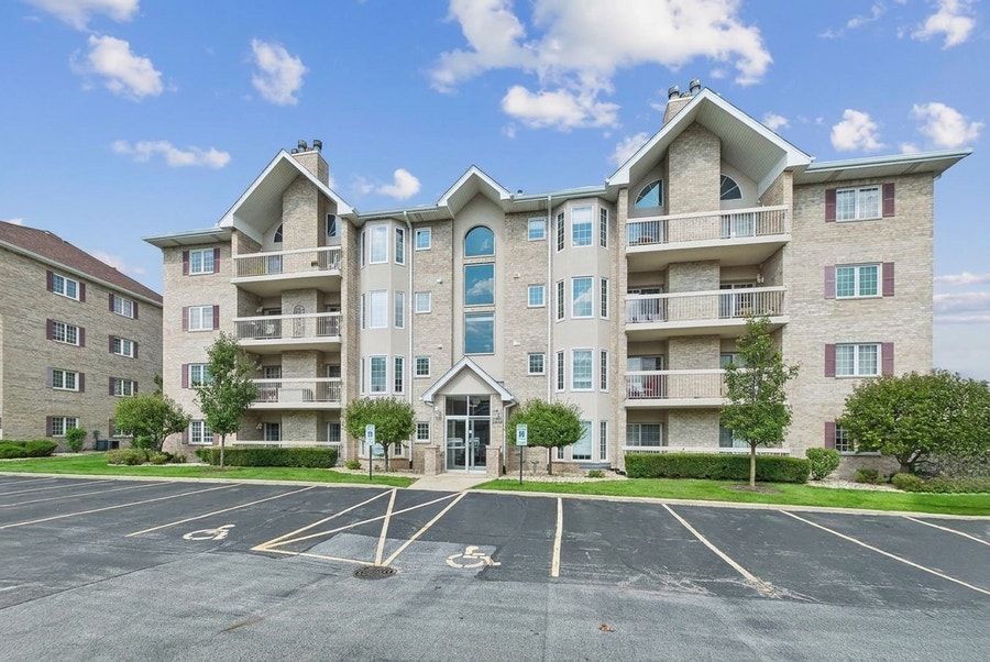 Property photo for 7763 Bristol Park Drive, #1NW, Tinley Park, IL