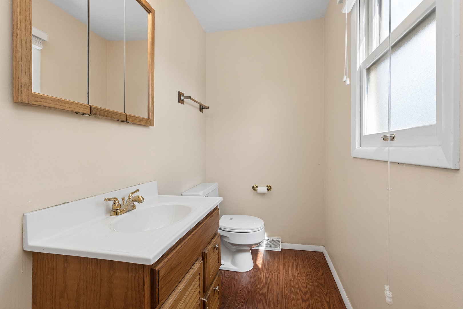 7527 163 Street, Tinley Park, IL 60477 7527 163 Street, Tinley Park, IL 60477
