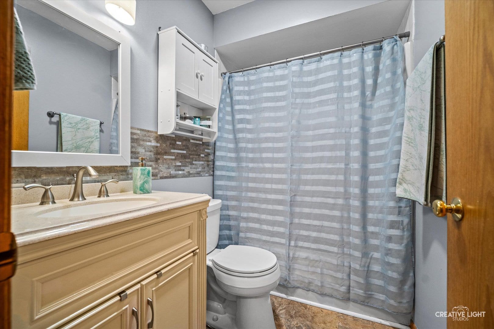 42 Lockman Circle, Elgin, IL 60123 42 Lockman Circle, Elgin, IL 60123