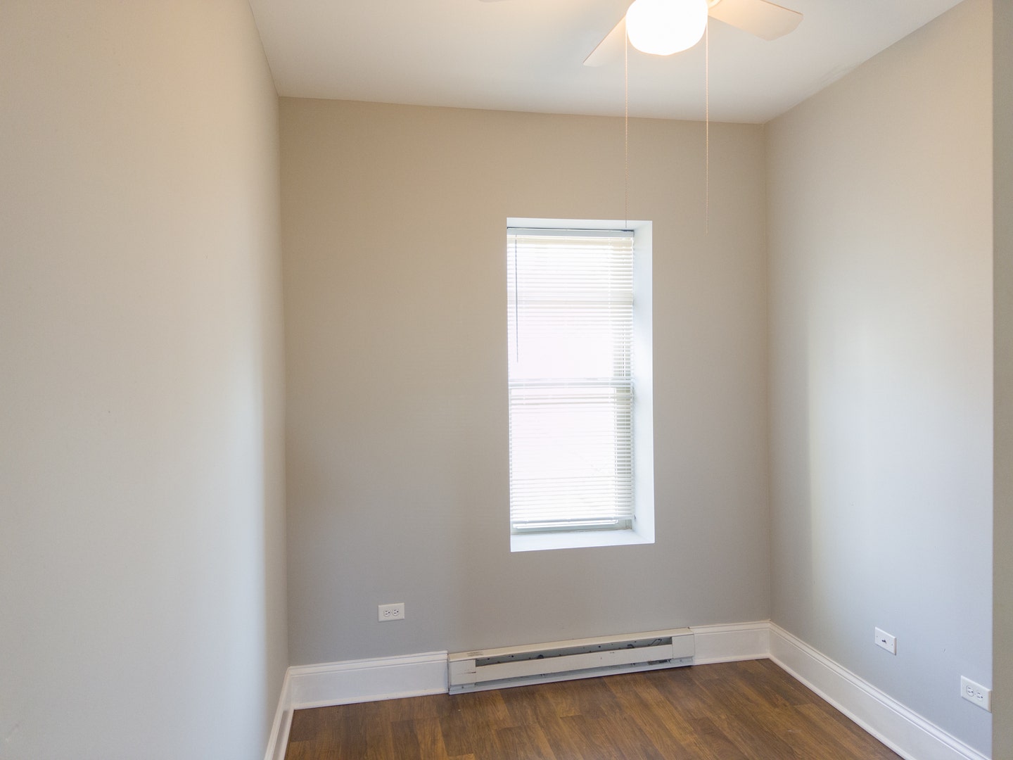 113 N Hickory Street, #B, Joliet, IL 60435 113 N Hickory Street, #B, Joliet, IL 60435