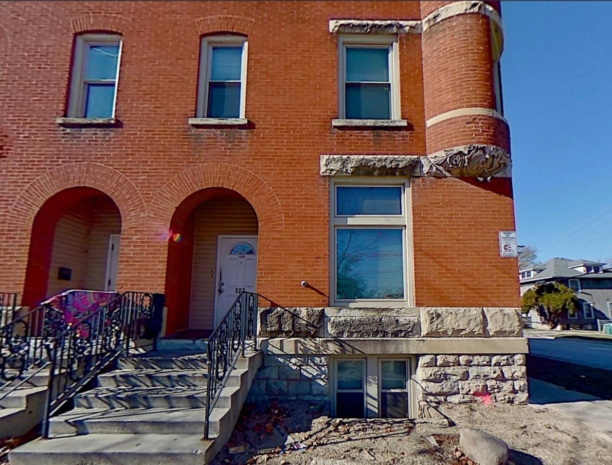 113 N Hickory Street, #B, Joliet, IL 60435 113 N Hickory Street, #B, Joliet, IL 60435