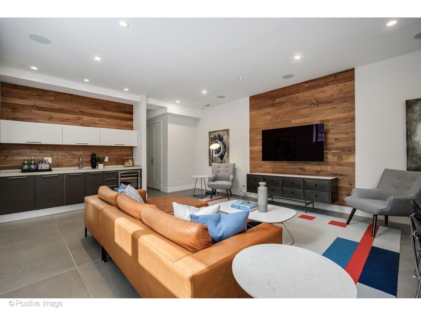 2029 N Hoyne Avenue, Chicago, IL 60647 2029 N Hoyne Avenue, Chicago, IL 60647