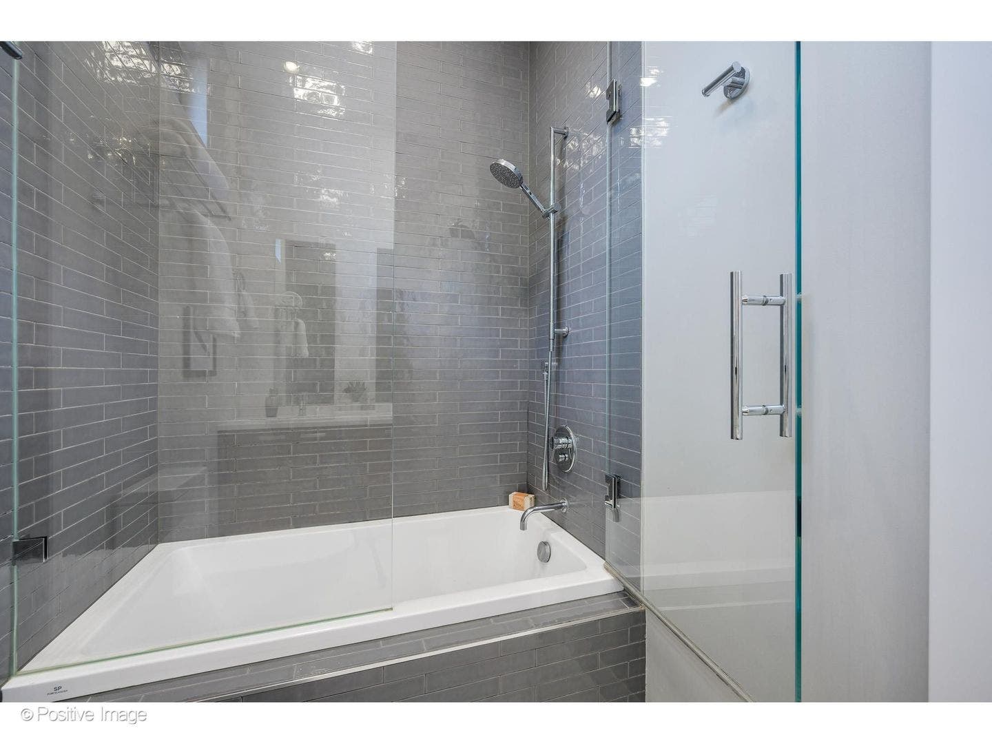 2029 N Hoyne Avenue, Chicago, IL 60647 2029 N Hoyne Avenue, Chicago, IL 60647