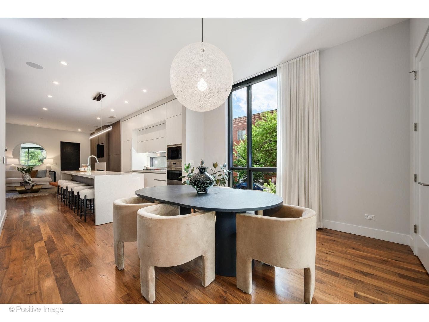 2029 N Hoyne Avenue, Chicago, IL 60647 2029 N Hoyne Avenue, Chicago, IL 60647