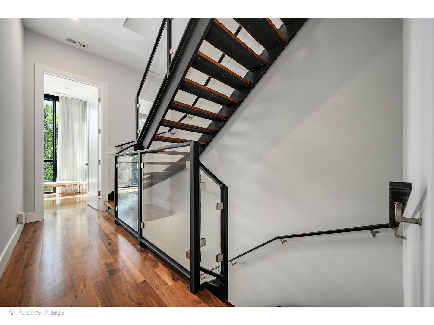 2029 N Hoyne Avenue, Chicago, IL 60647 2029 N Hoyne Avenue, Chicago, IL 60647