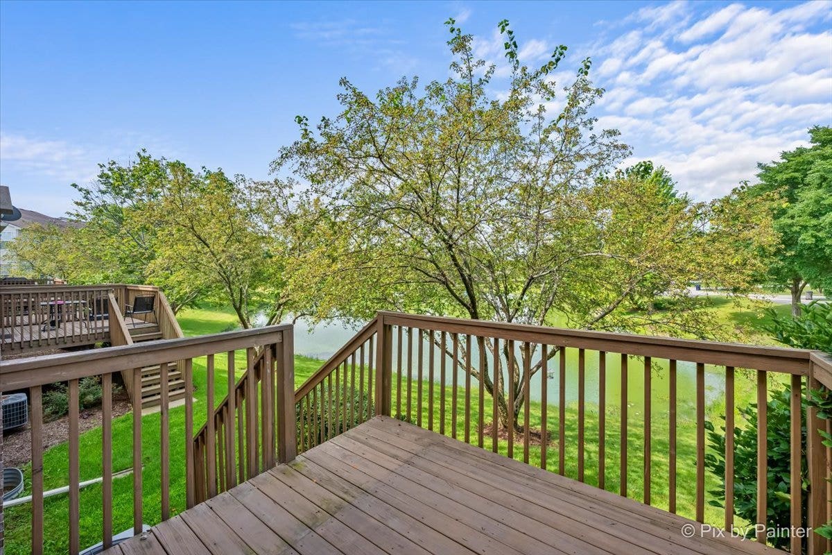 1248 Bradley Circle, Elgin, IL 60120 1248 Bradley Circle, Elgin, IL 60120