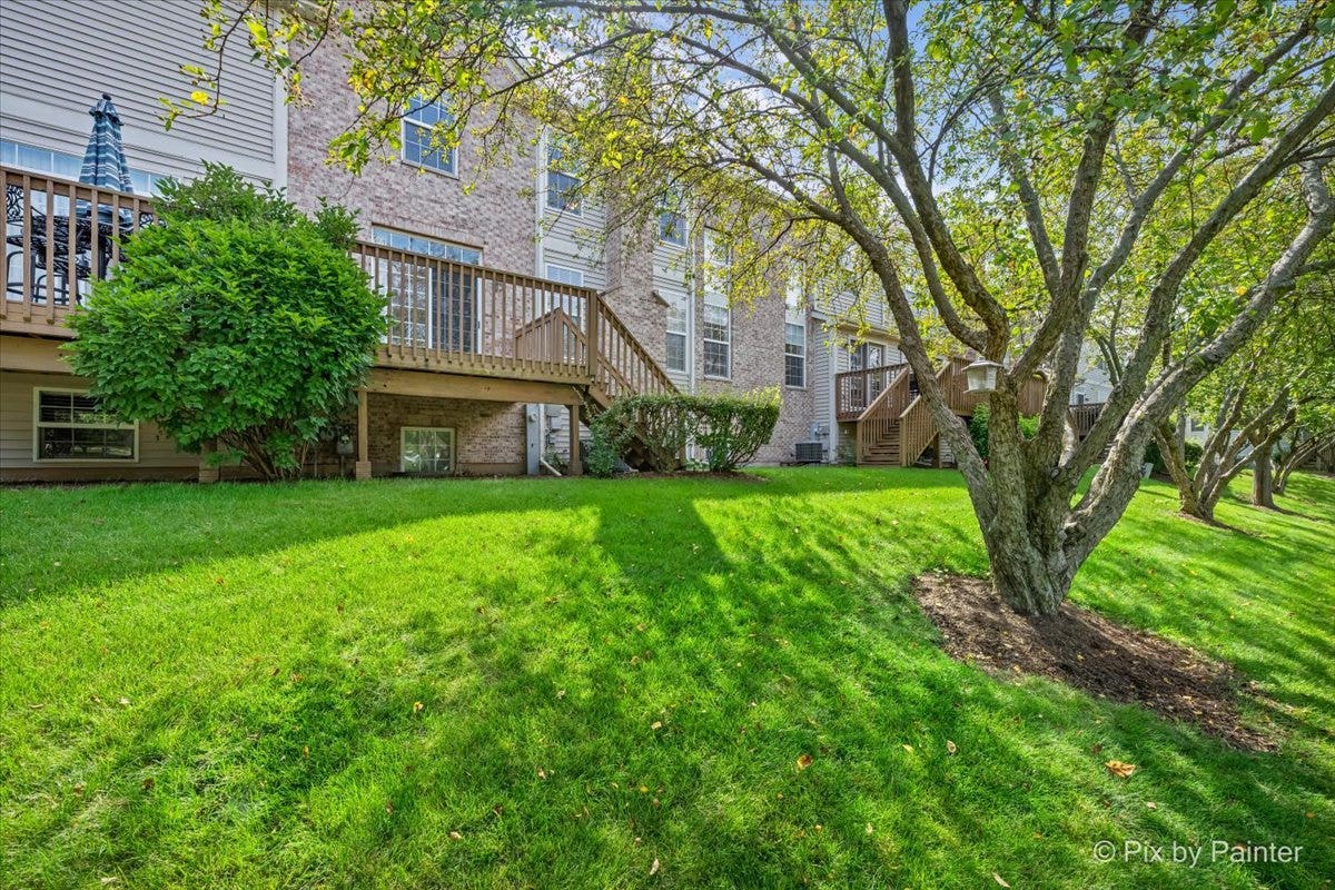 1248 Bradley Circle, Elgin, IL 60120 1248 Bradley Circle, Elgin, IL 60120