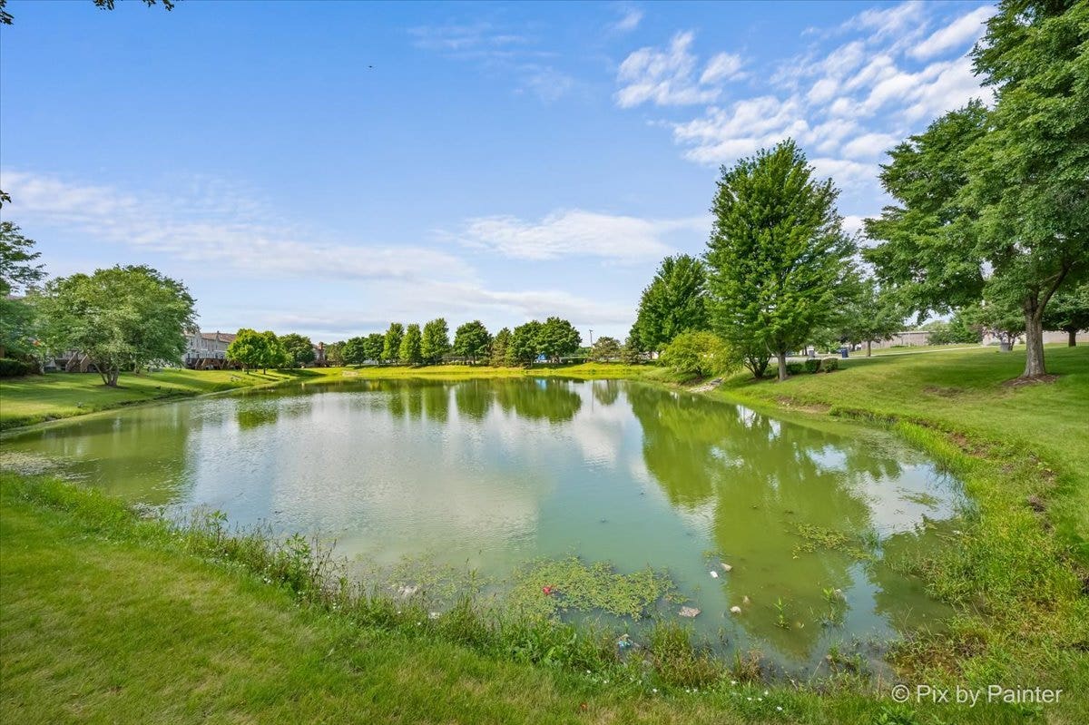 1248 Bradley Circle, Elgin, IL 60120 1248 Bradley Circle, Elgin, IL 60120