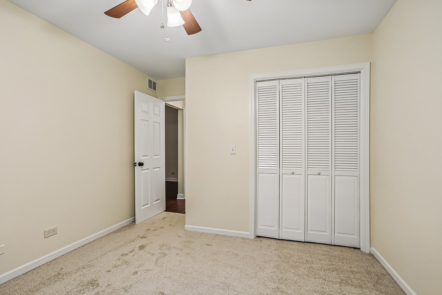 Bedroom #2- Main floor closet view