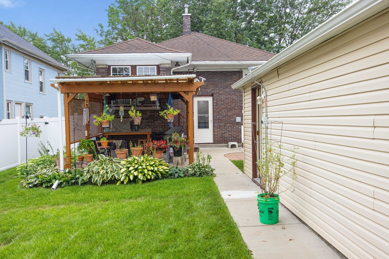 811 Farragut Place, Joliet, IL 60435 811 Farragut Place, Joliet, IL 60435