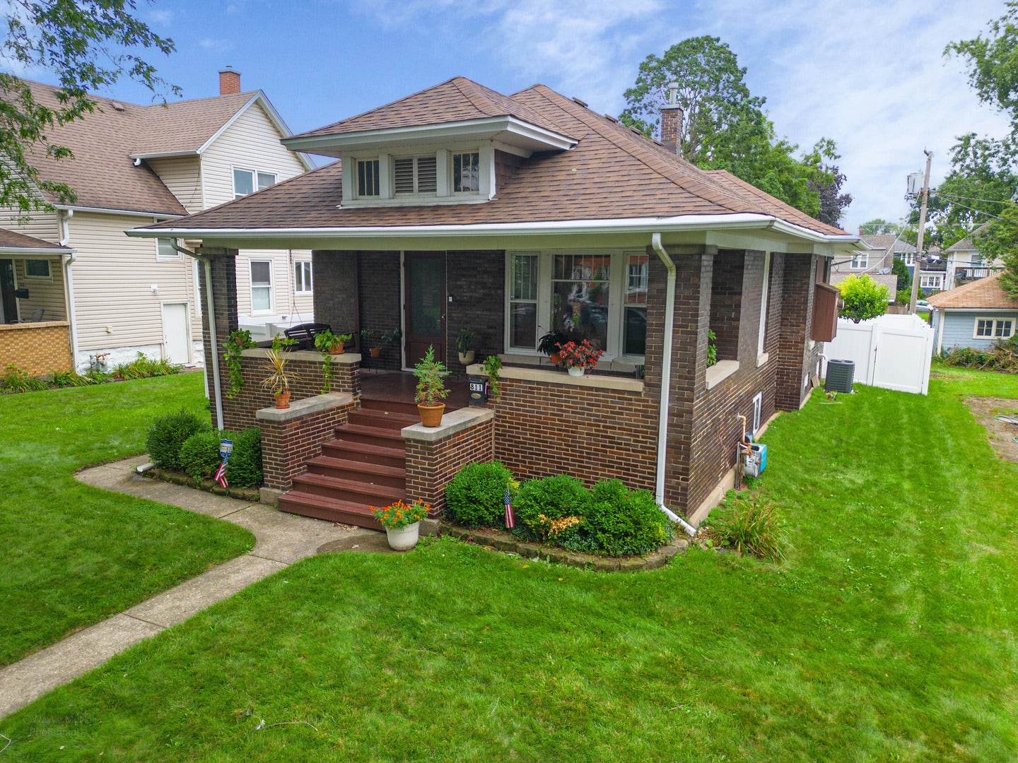 811 Farragut Place, Joliet, IL 60435 811 Farragut Place, Joliet, IL 60435