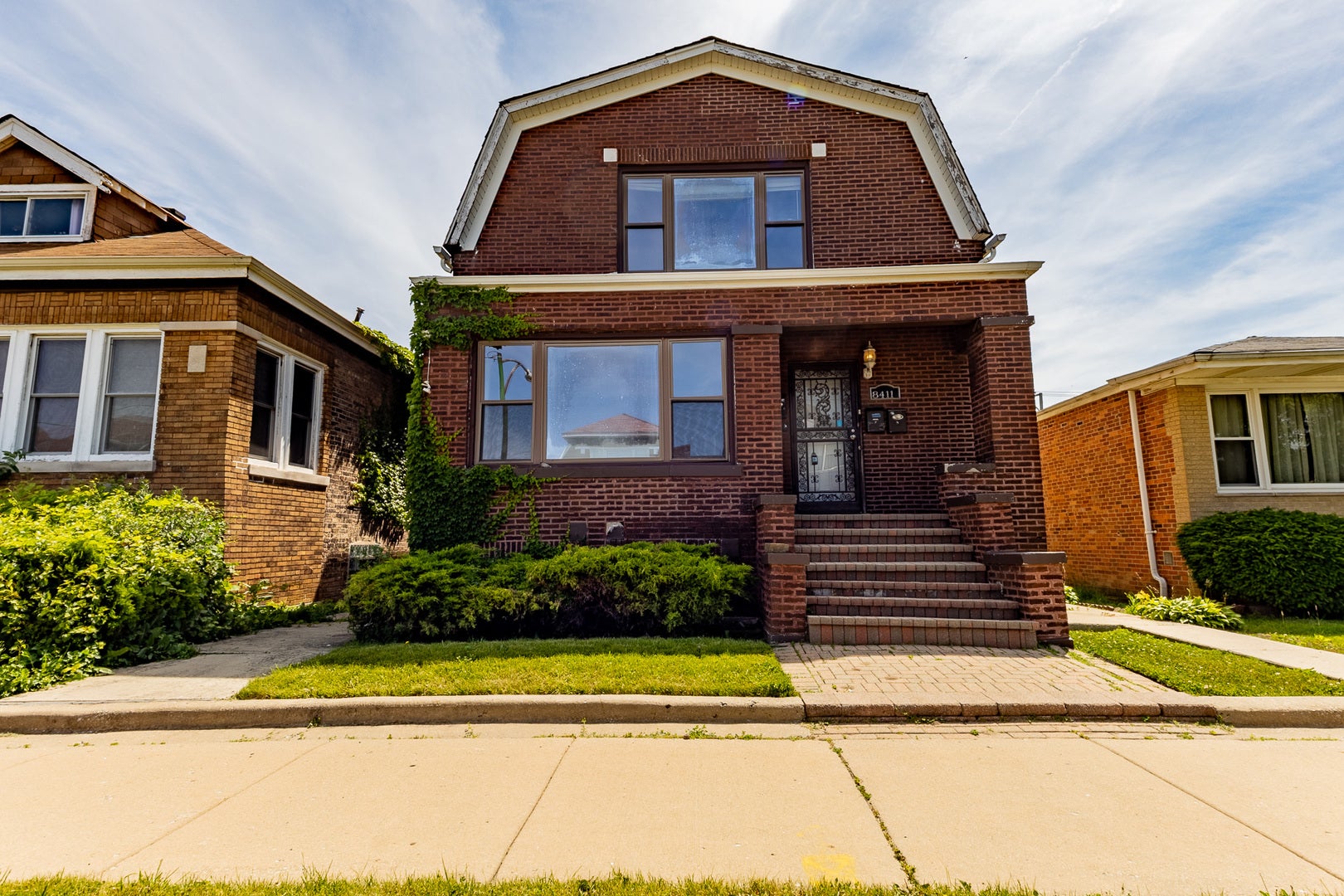 8411 S Elizabeth Street, Chicago, IL 60620 8411 S Elizabeth Street, Chicago, IL 60620