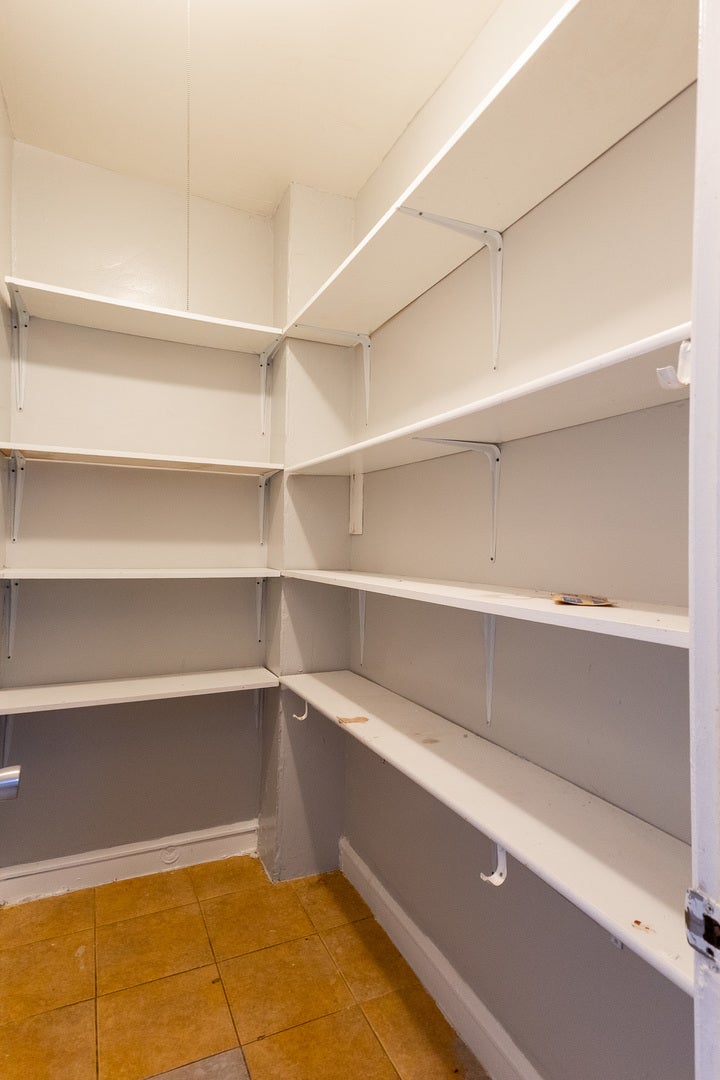 8411 S Elizabeth Street, Chicago, IL 60620 8411 S Elizabeth Street, Chicago, IL 60620