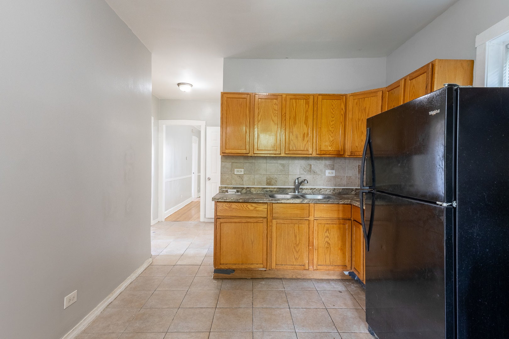 8411 S Elizabeth Street, Chicago, IL 60620 8411 S Elizabeth Street, Chicago, IL 60620