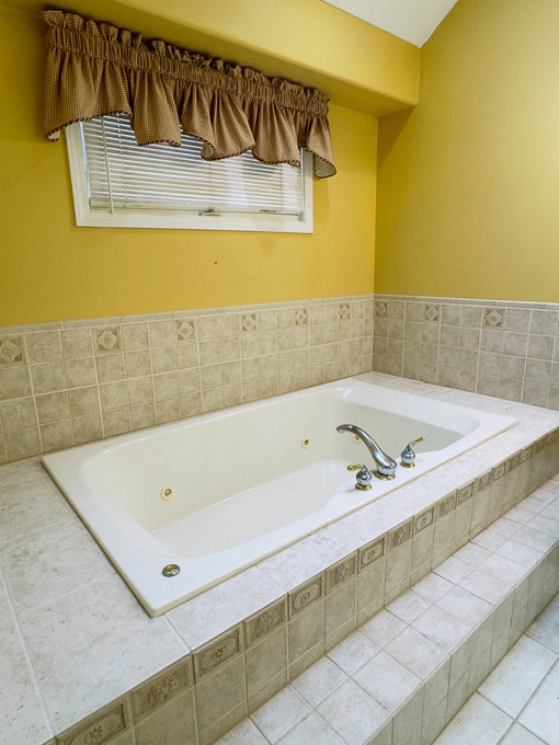 16006 Donna Marie Drive, Homer Glen, IL 60491