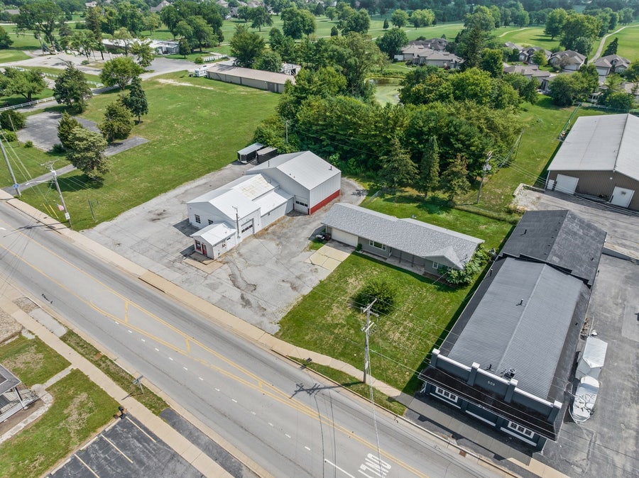 Property photo for 525 S Dixie Highway, Beecher, IL
