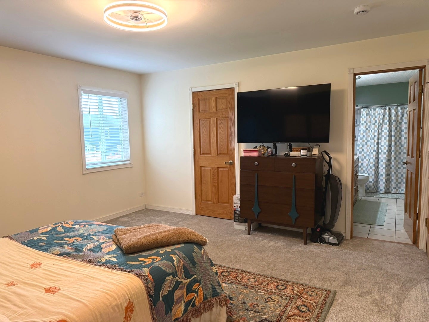 360 Homewood Drive, Bolingbrook, IL 60440 Connecting to the bathroom, there is new carpeting