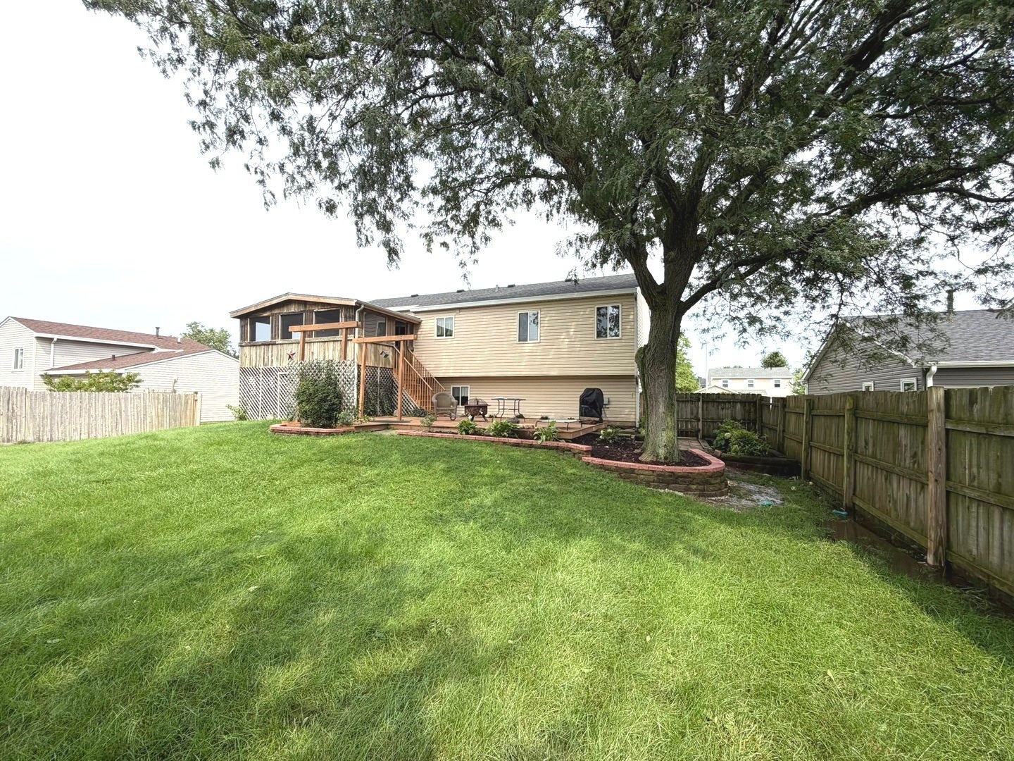 360 Homewood Drive, Bolingbrook, IL 60440 Massive fenced backyard for your privacy.