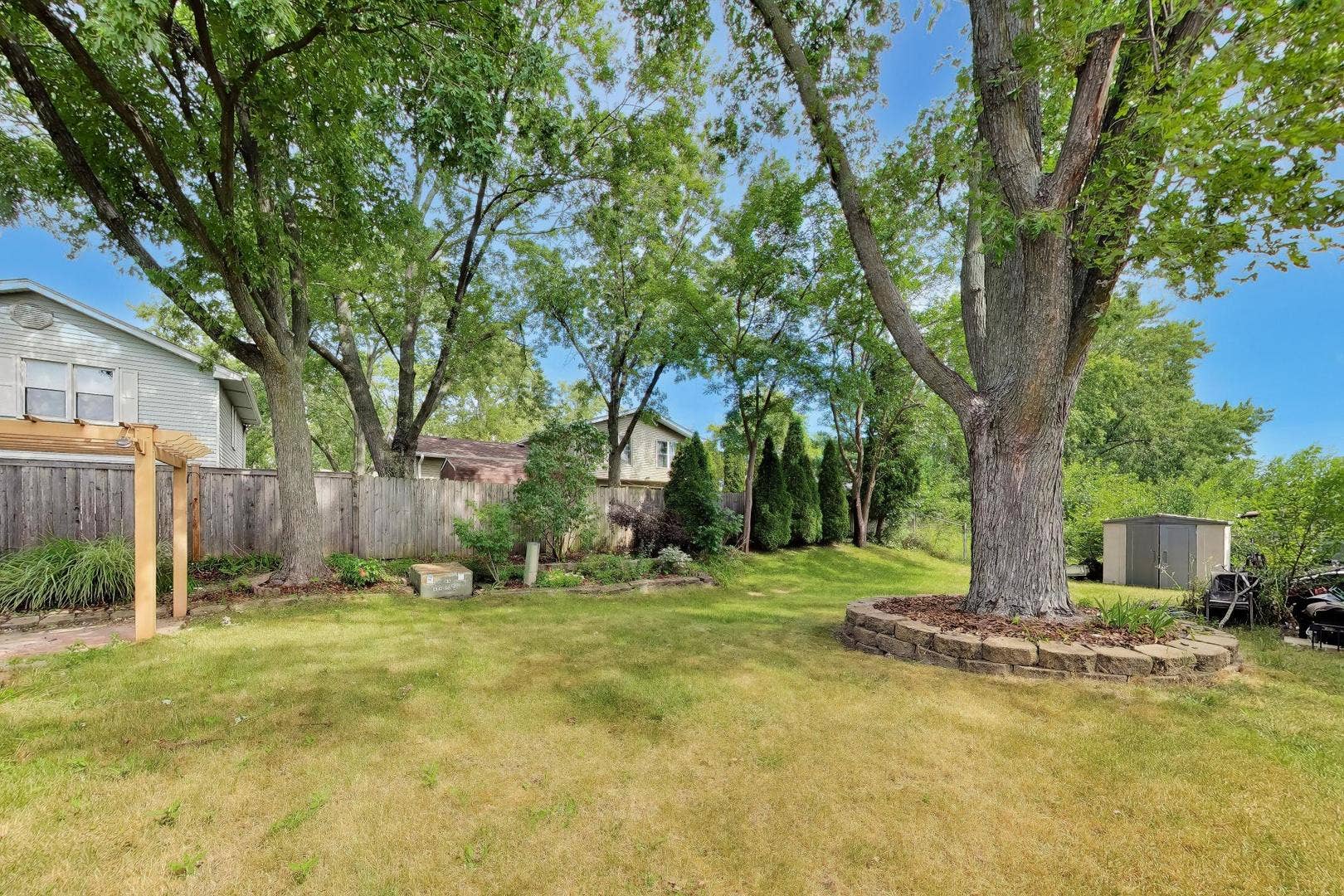 530 Princeton Drive, Bolingbrook, IL 60440