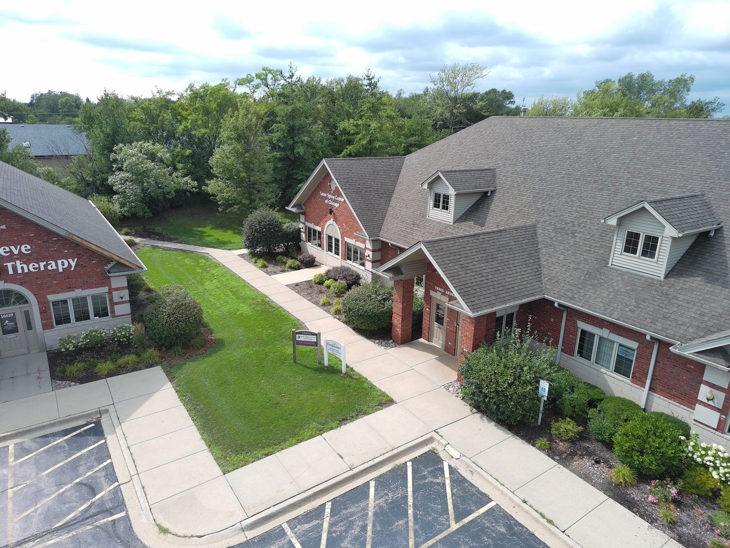 16604 107th Court S, Orland Park, IL 60467 16604 107th Court S, Orland Park, IL 60467
