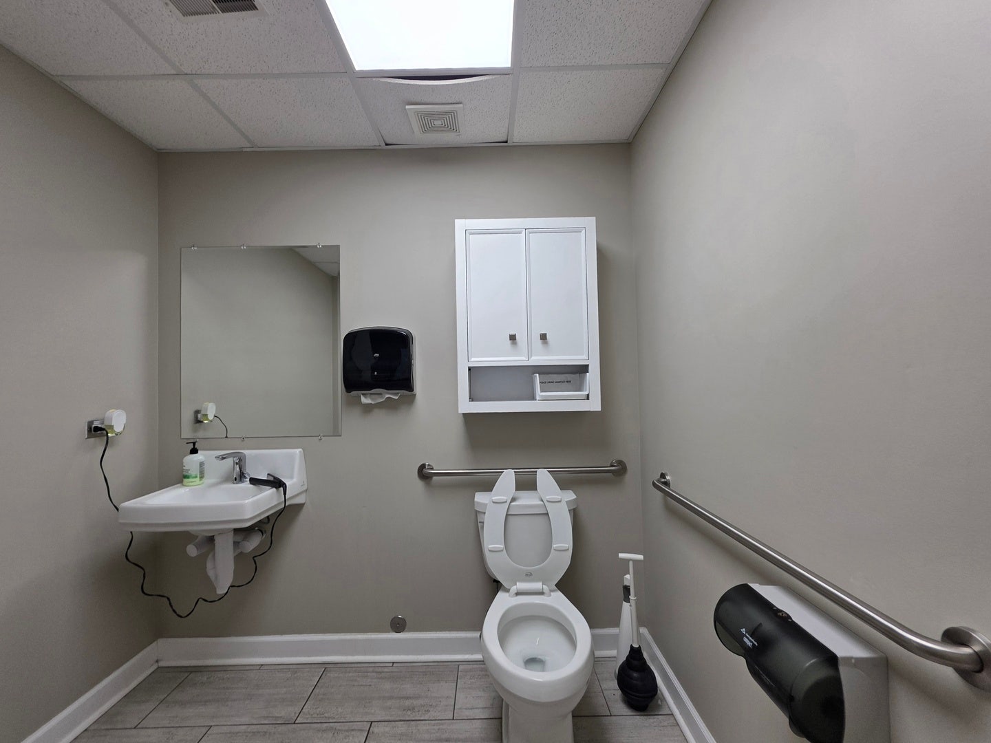16604 107th Court S, Orland Park, IL 60467 16604 107th Court S, Orland Park, IL 60467