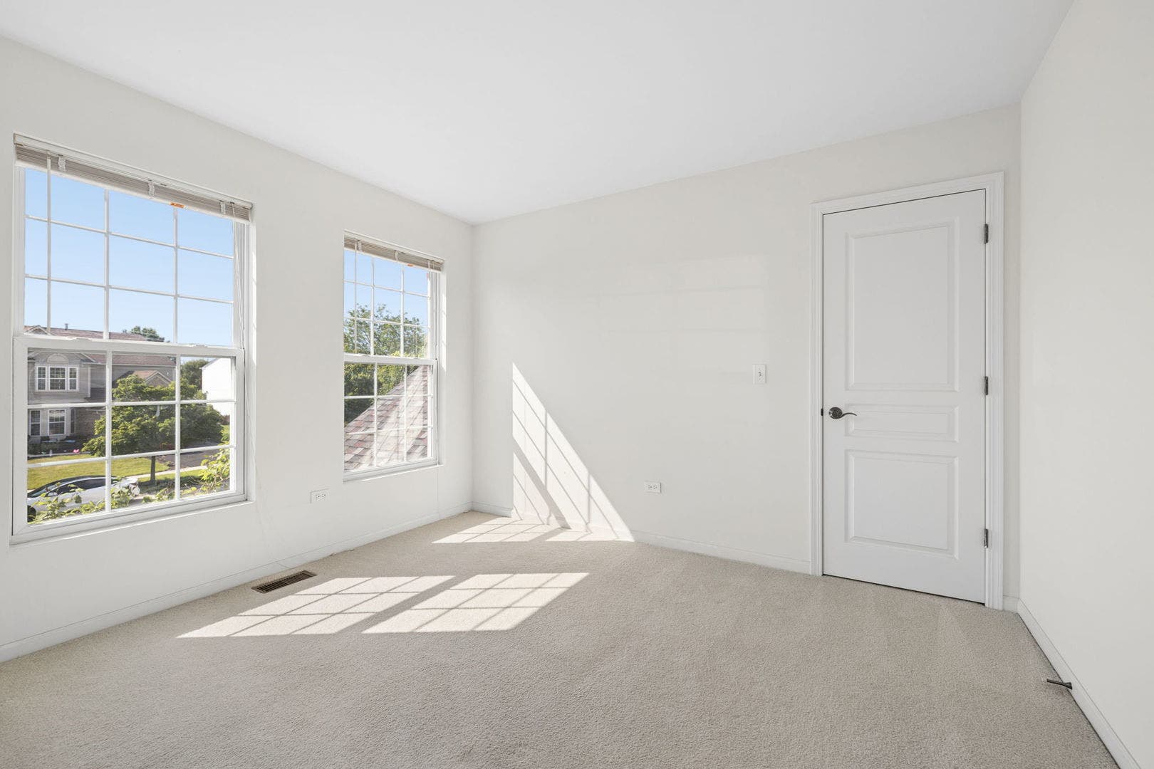 354 Hogan Street, Bolingbrook, IL 60490