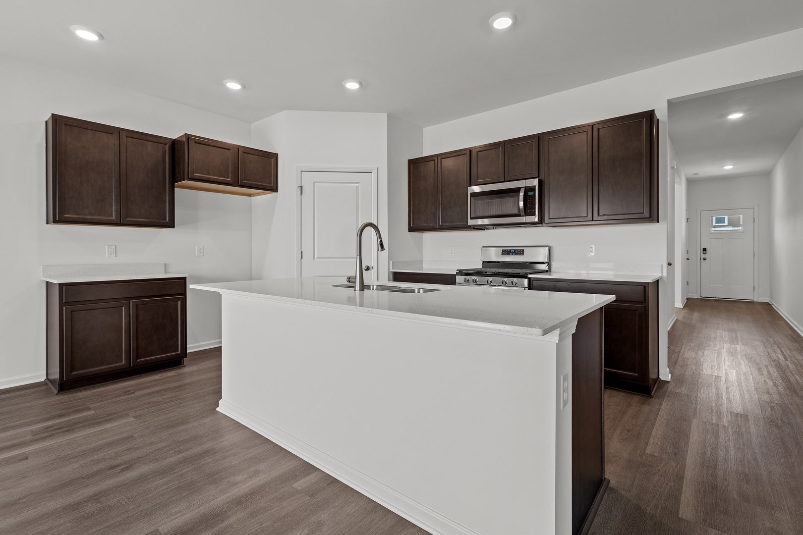 2913 Old Castle Road, Joliet, IL 60435