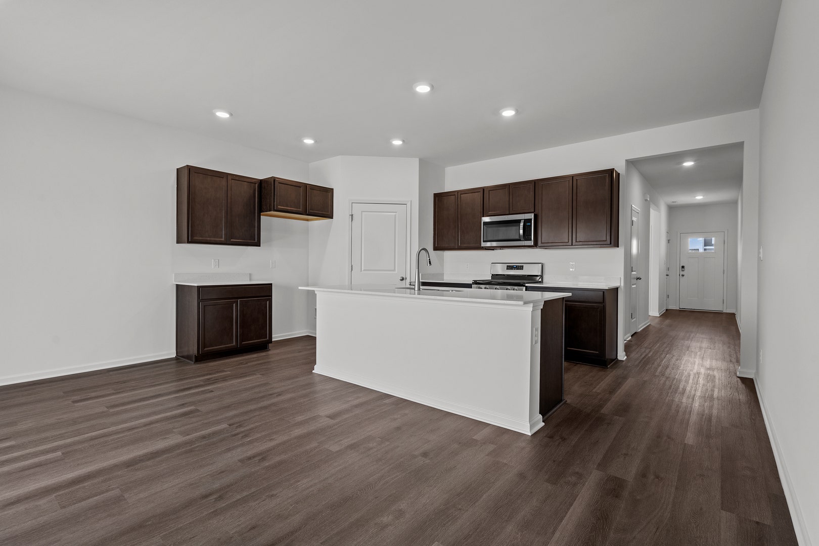 2913 Old Castle Road, Joliet, IL 60435