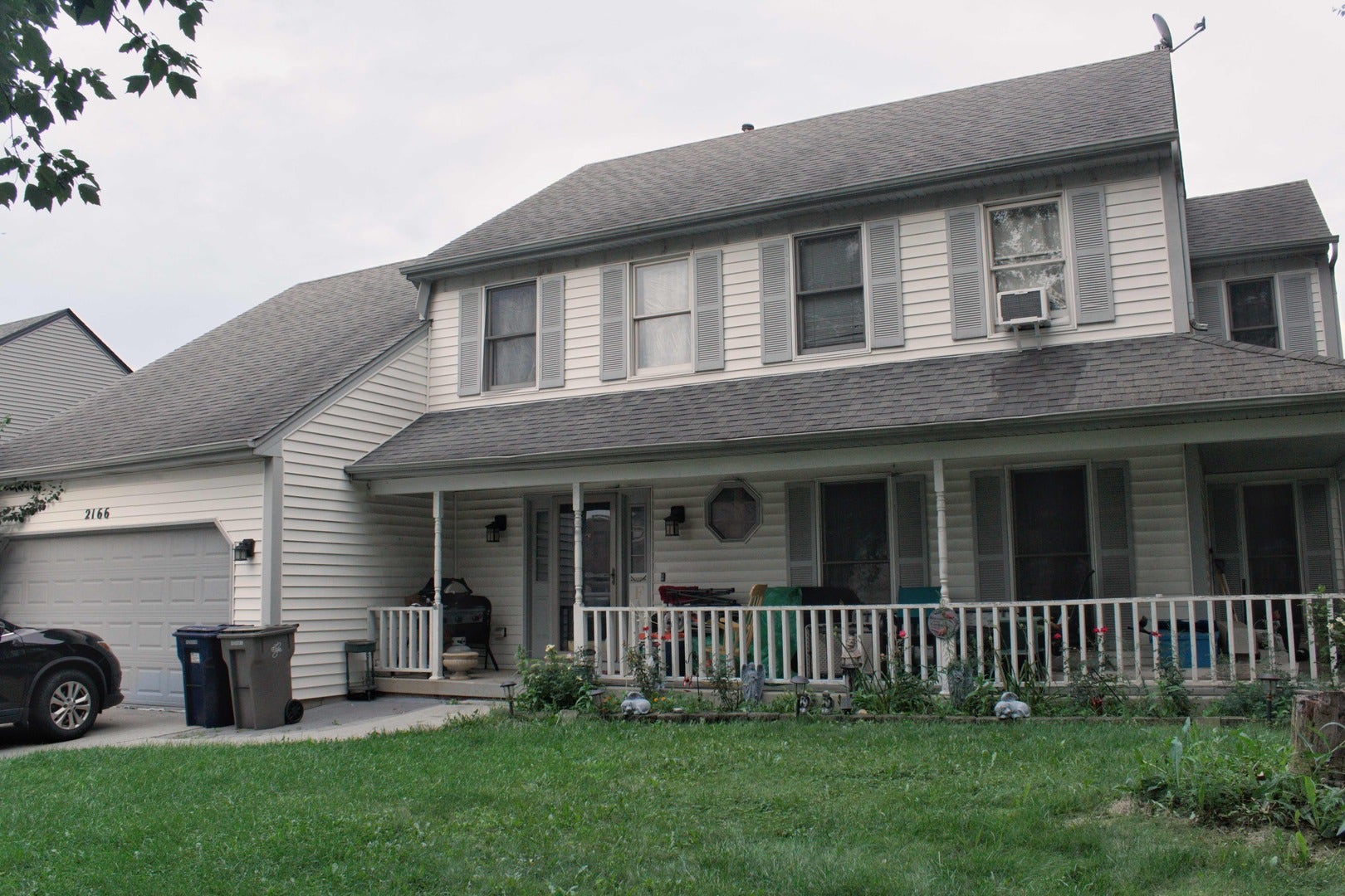 2166 Jordan Lane, Elgin, IL 60123 2166 Jordan Lane, Elgin, IL 60123