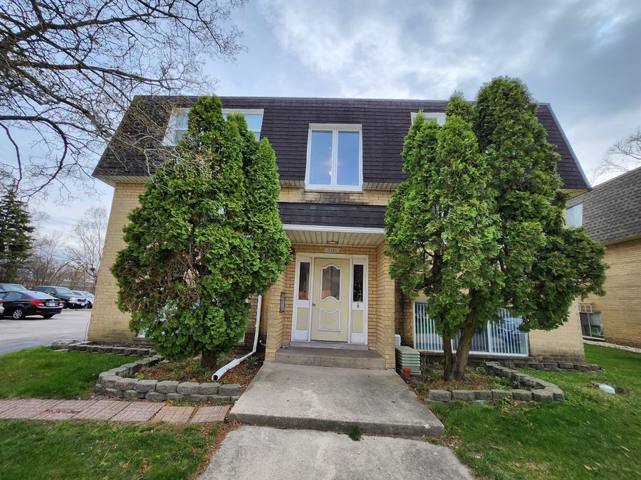 Property photo for 7111 170th Street, Tinley Park, IL