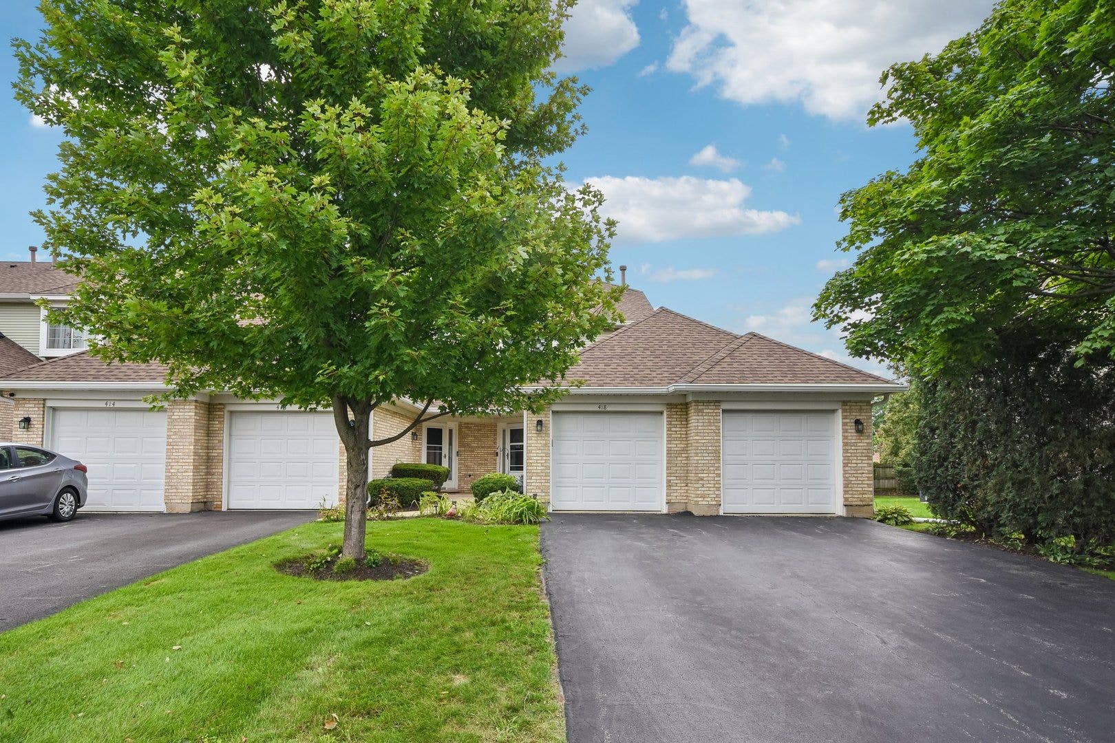 418 Lakeview Circle, Bolingbrook, IL 60440 418 Lakeview Circle, Bolingbrook, IL 60440