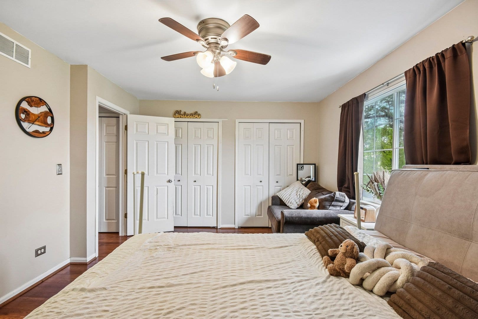 418 Lakeview Circle, Bolingbrook, IL 60440 418 Lakeview Circle, Bolingbrook, IL 60440