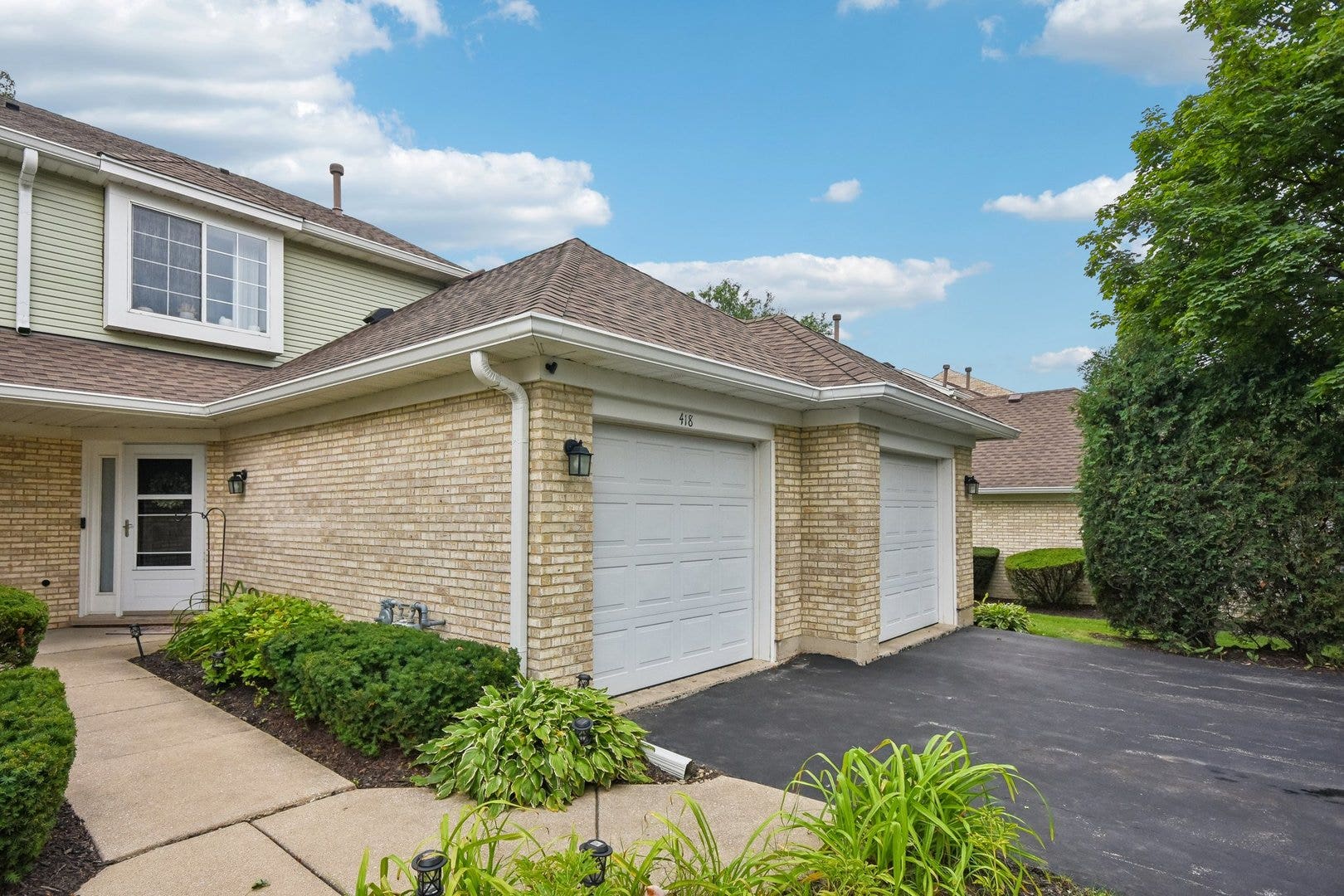 418 Lakeview Circle, Bolingbrook, IL 60440 418 Lakeview Circle, Bolingbrook, IL 60440