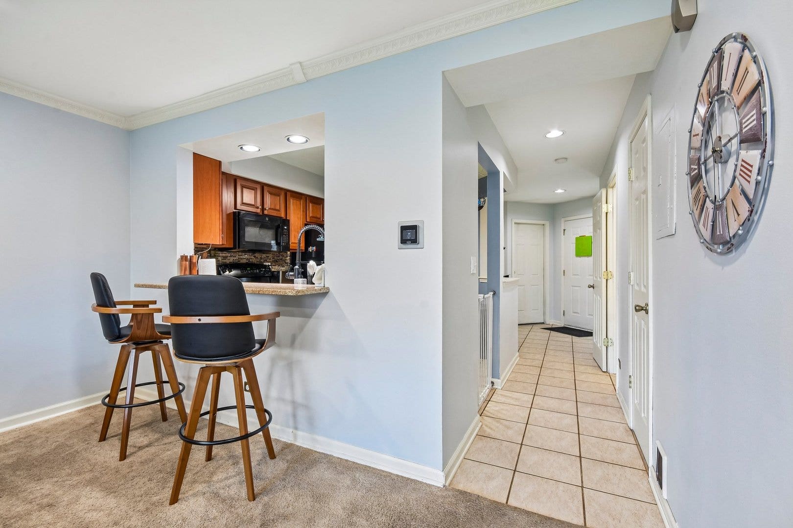 418 Lakeview Circle, Bolingbrook, IL 60440 418 Lakeview Circle, Bolingbrook, IL 60440