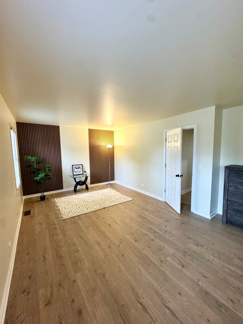 328 Ottawa Drive, Bolingbrook, IL 60440 328 Ottawa Drive, Bolingbrook, IL 60440