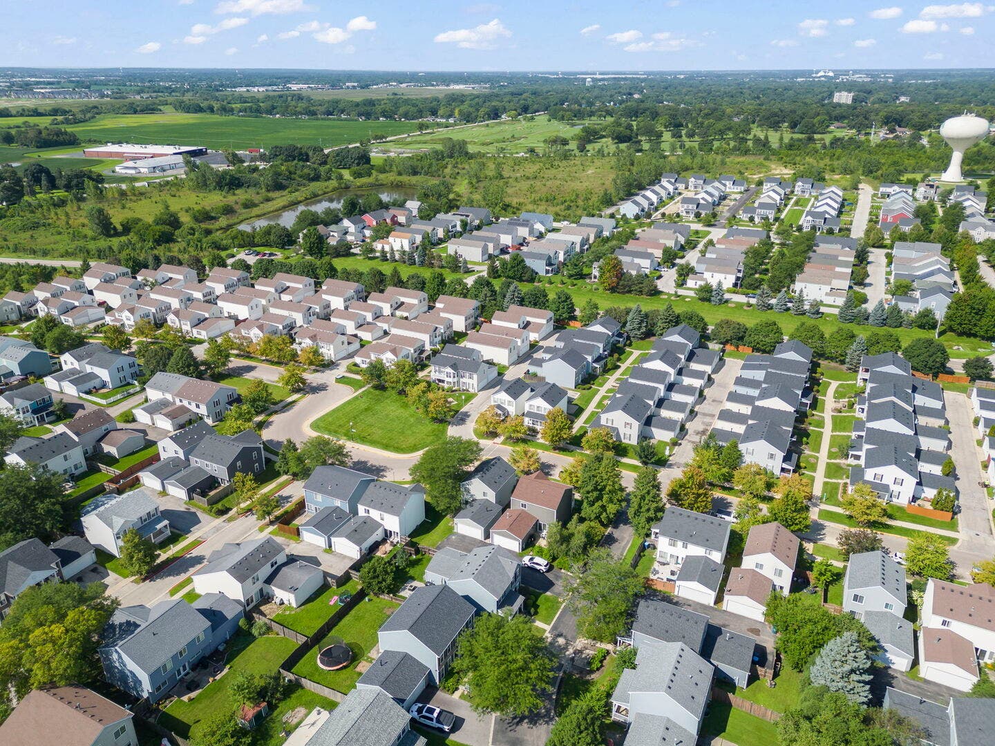 1010 Symphony Drive, Aurora, IL 60504 1010 Symphony Drive, Aurora, IL 60504