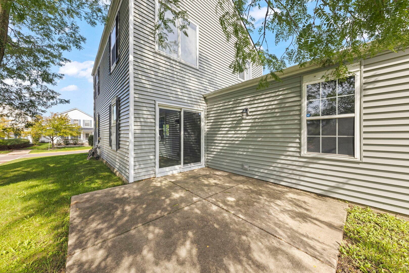 1010 Symphony Drive, Aurora, IL 60504 1010 Symphony Drive, Aurora, IL 60504