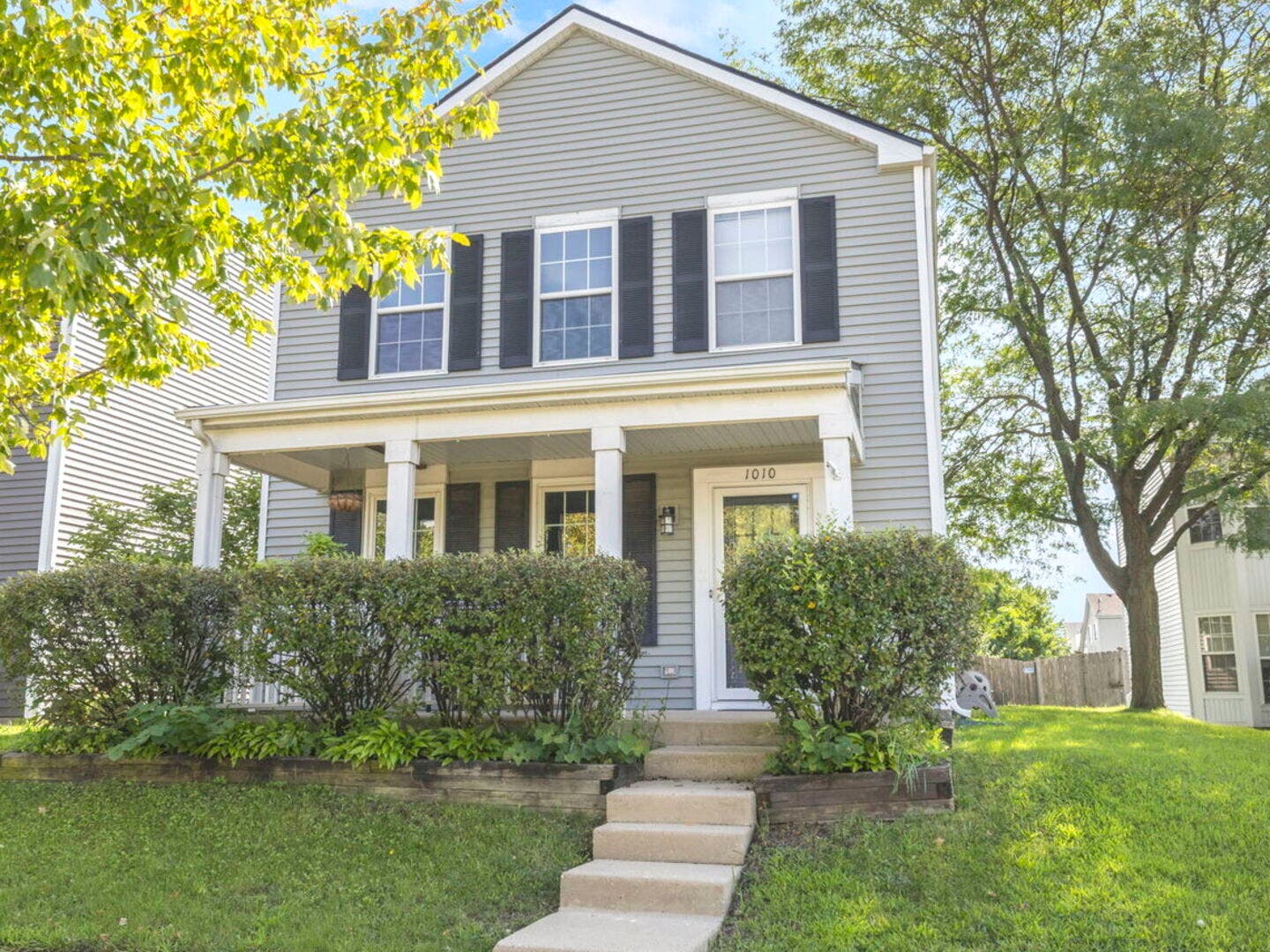 1010 Symphony Drive, Aurora, IL 60504 1010 Symphony Drive, Aurora, IL 60504