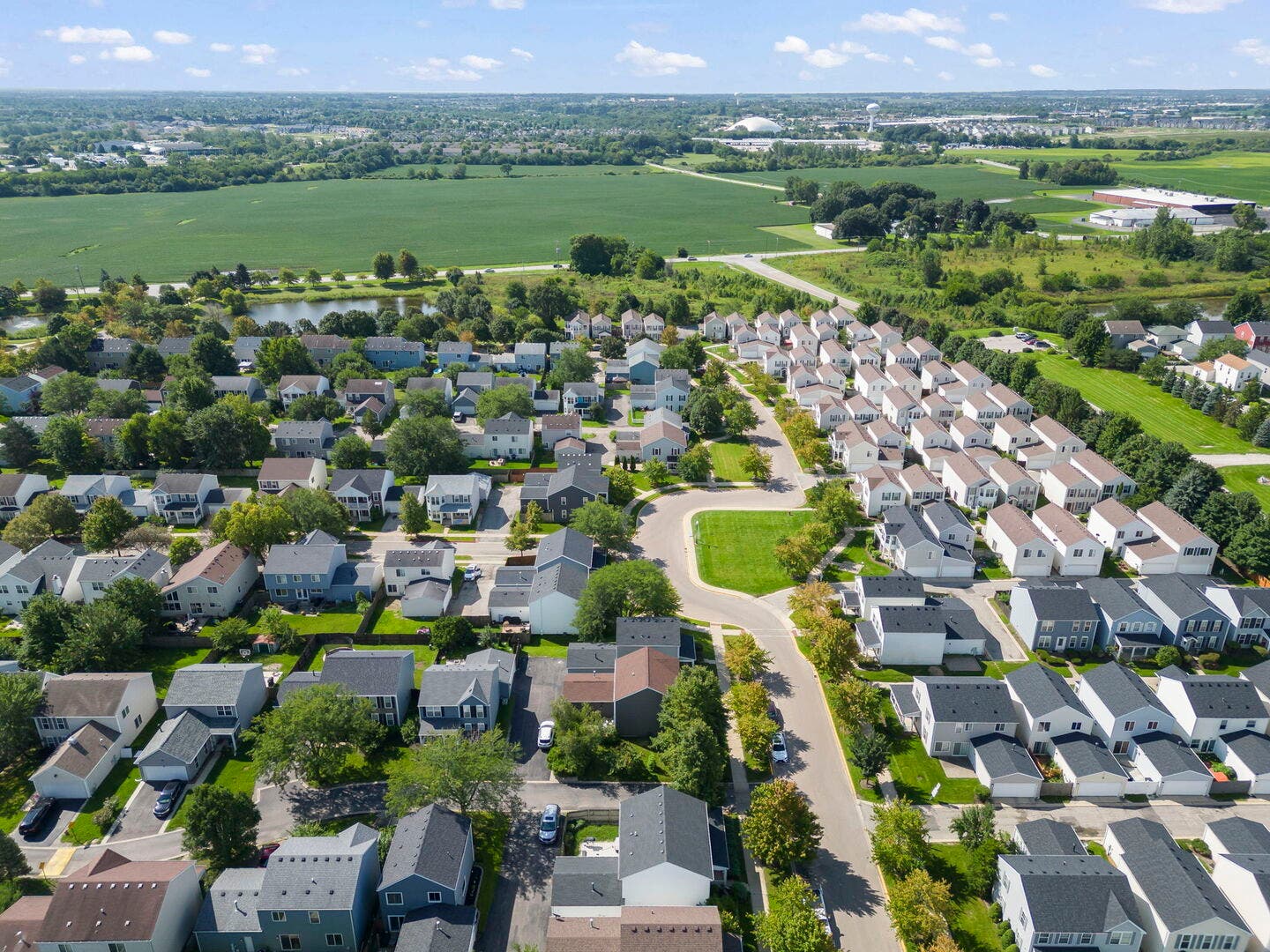 1010 Symphony Drive, Aurora, IL 60504 1010 Symphony Drive, Aurora, IL 60504