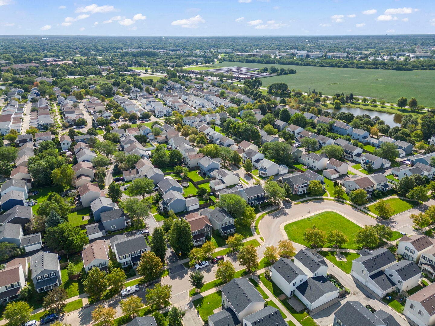 1010 Symphony Drive, Aurora, IL 60504 1010 Symphony Drive, Aurora, IL 60504