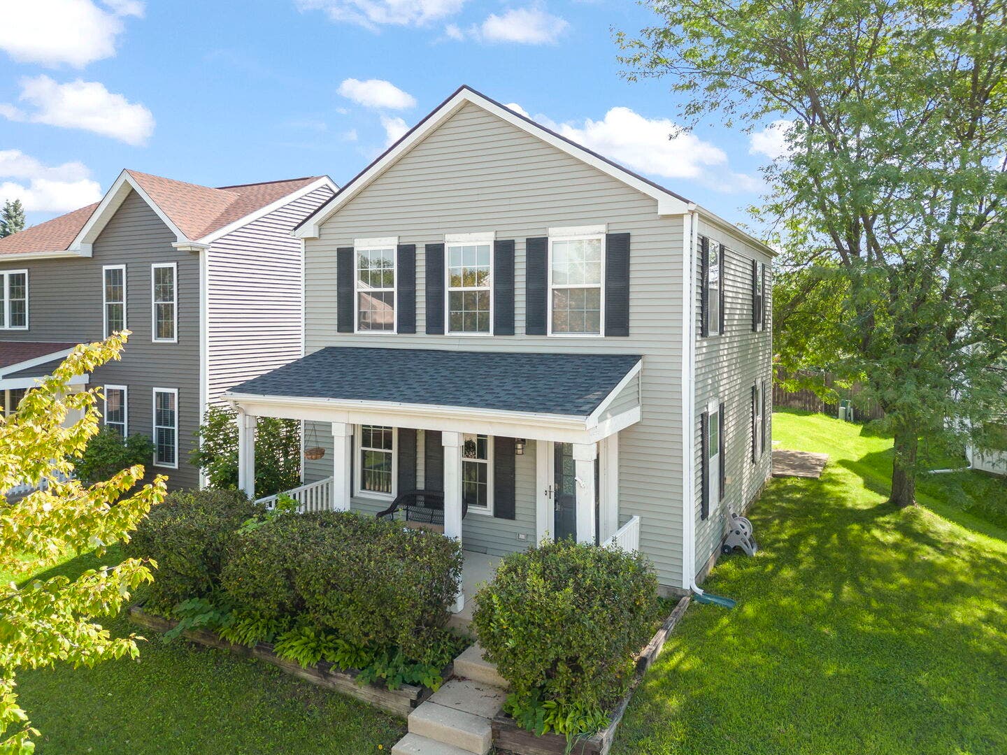 1010 Symphony Drive, Aurora, IL 60504 1010 Symphony Drive, Aurora, IL 60504