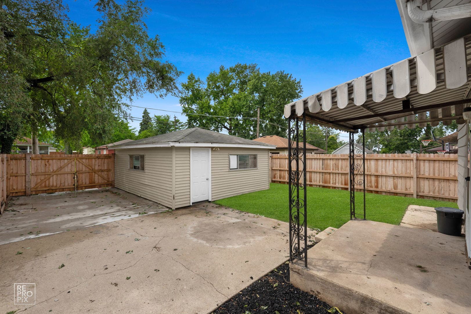 1418 Colorado Avenue, Joliet, IL 60435