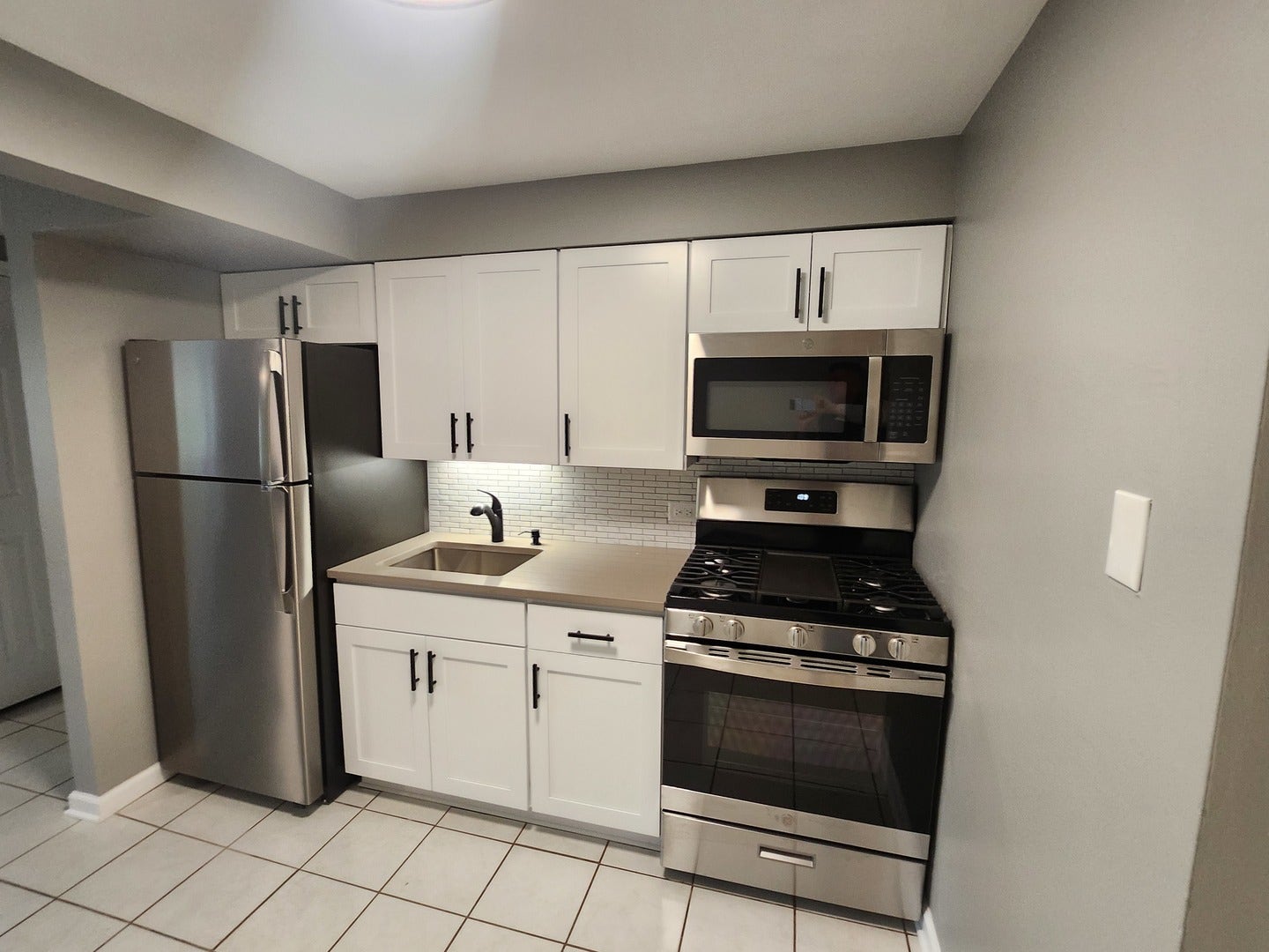 7121 170th Street, Tinley Park, IL 60477 7121 170th Street, Tinley Park, IL 60477